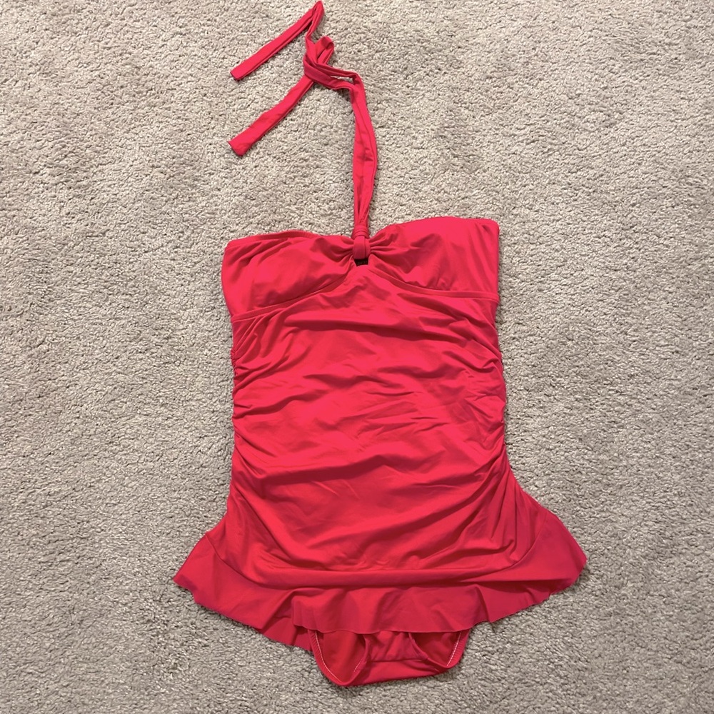 Retro style one piece bathing suit